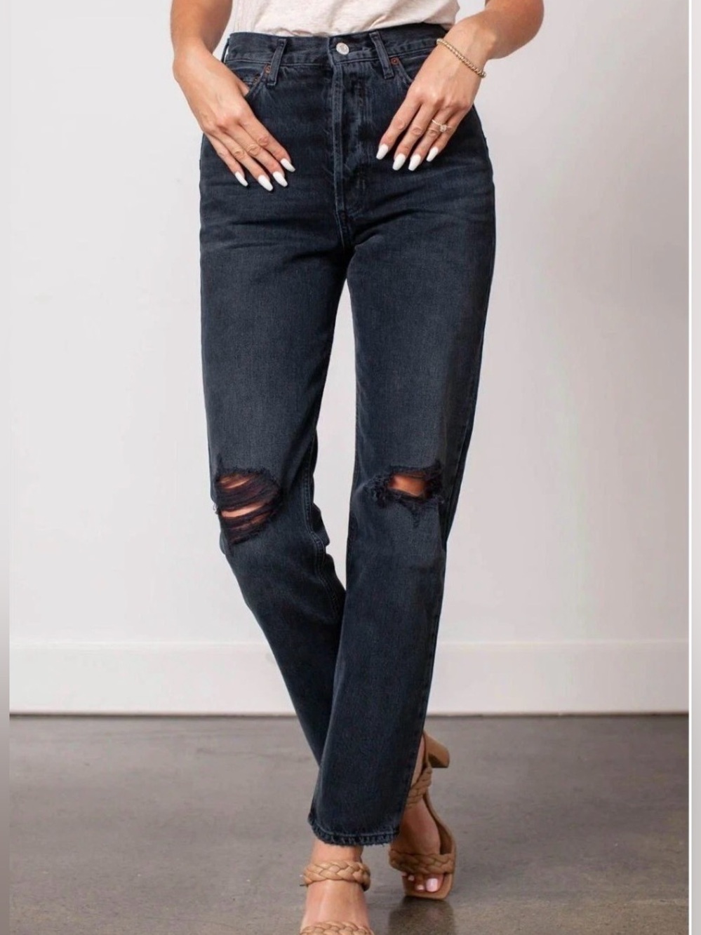NWOT Agolde 90’s Pinch Waist Black Distressed Jeans